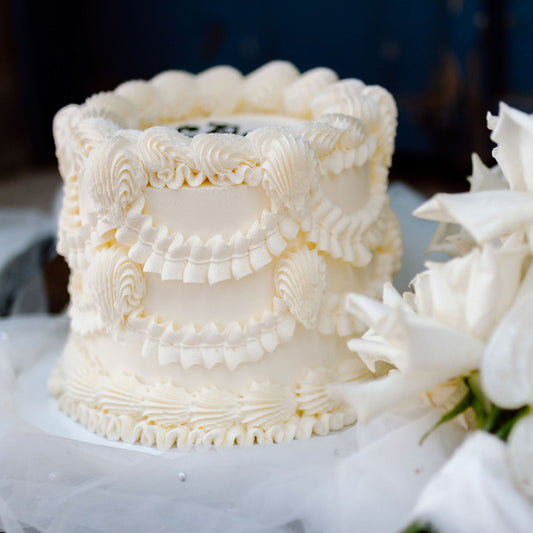 💍 June Wedding Cake Sample Box (Postal Delivery)